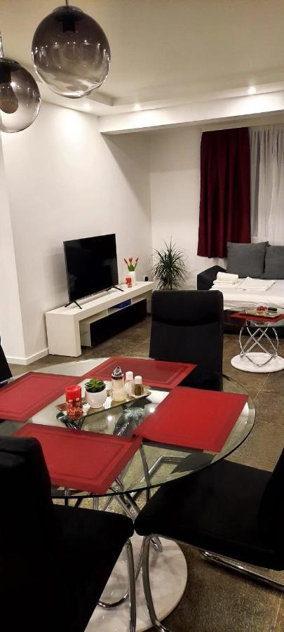 Laurus Makarska Accommodation Exterior photo